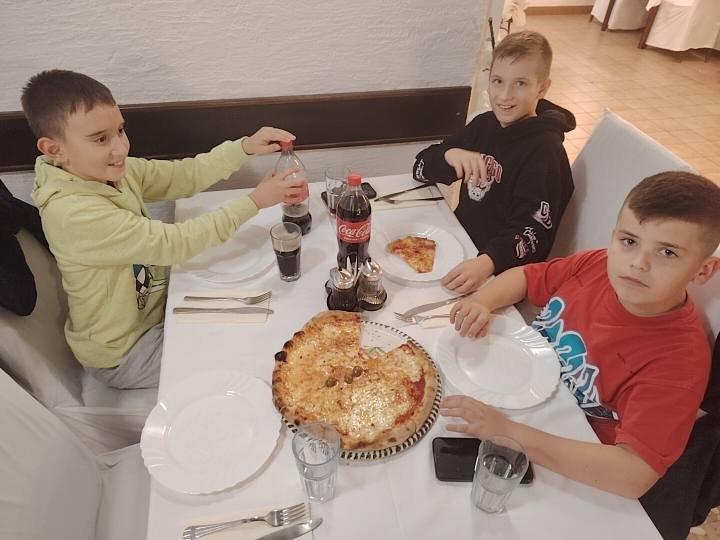 580597393_817439304468101_6444416081609442641_n